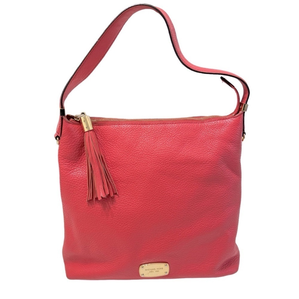 Michael Kors Pebble, Leather Shoulder Bag Coral Tassel